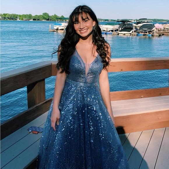 sparkly blue/grey prom dress - Picture 2 of 2